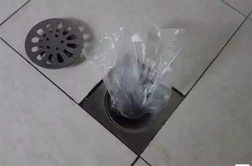 家里衛(wèi)生間地漏反味怎么辦？不花錢的實用小技巧趕緊來看