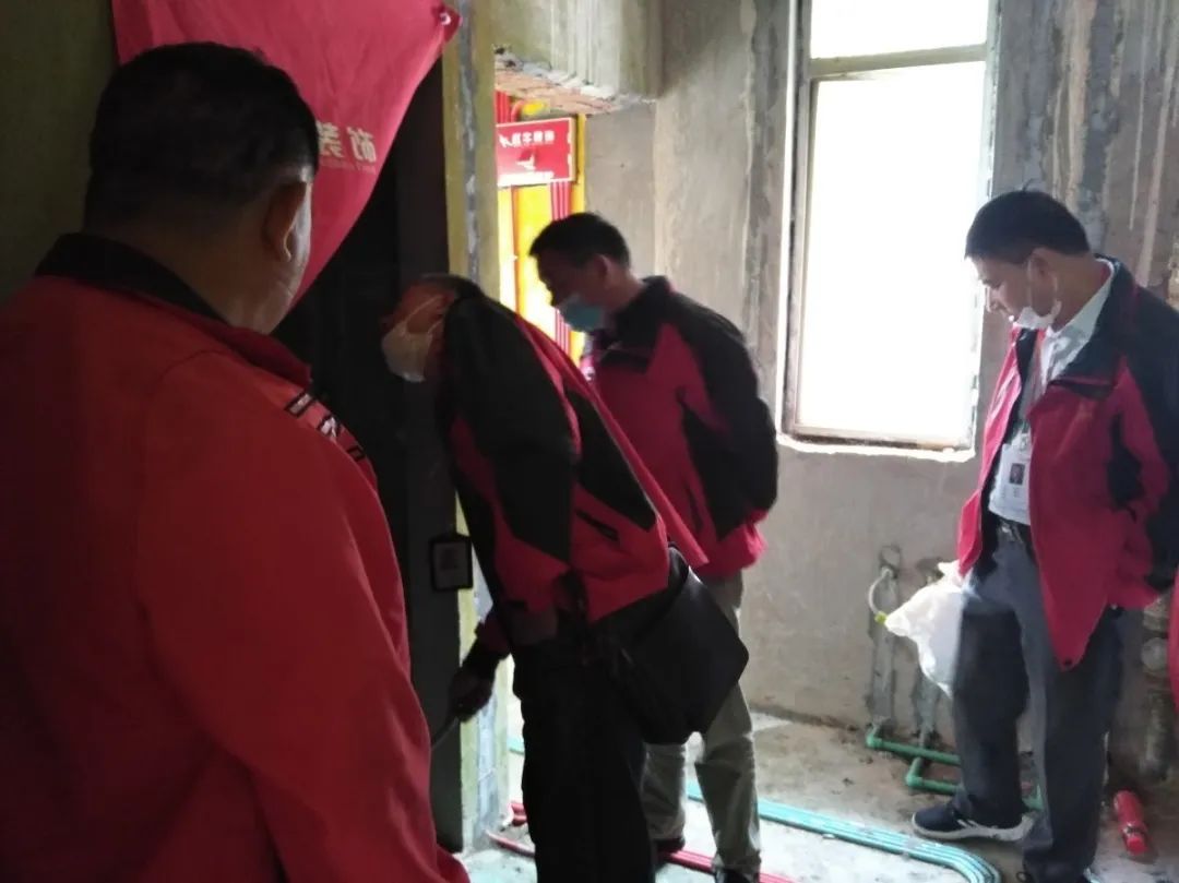 紅牛巡檢 | 開工不久的工地是什么樣的？