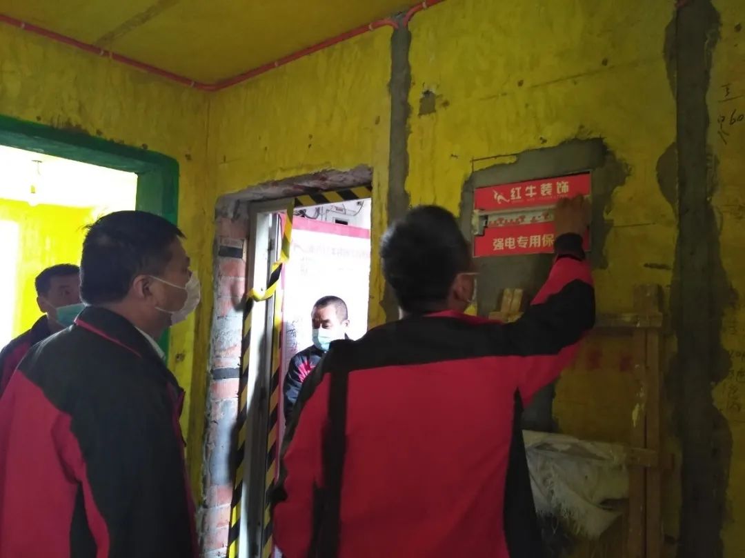 紅牛巡檢 | 開工不久的工地是什么樣的？