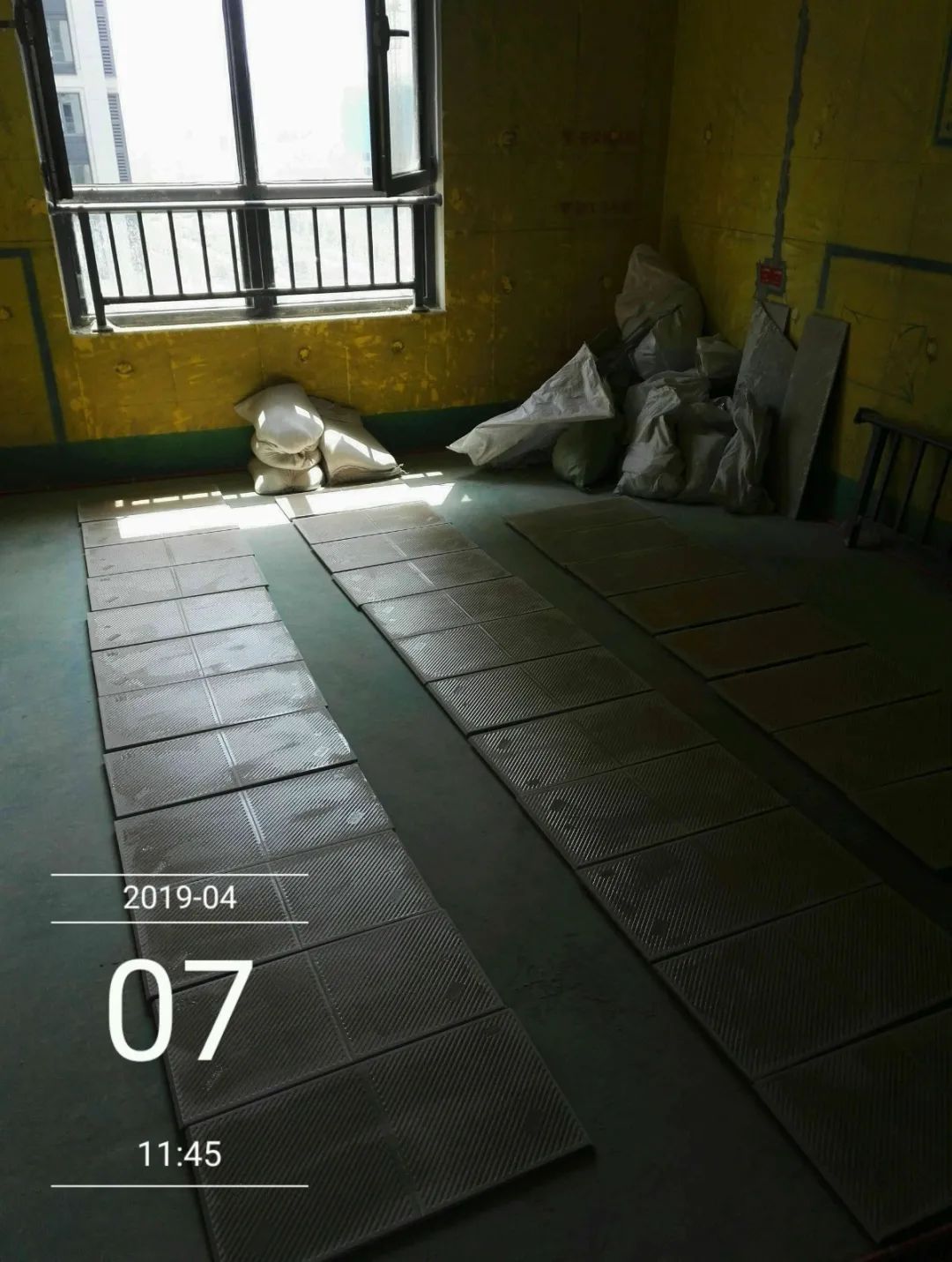 孟憲濤_保利國(guó)際社區(qū)115㎡現(xiàn)代北歐--簡(jiǎn)潔明亮之家，一人獨(dú)居太愜意！30工地一覽