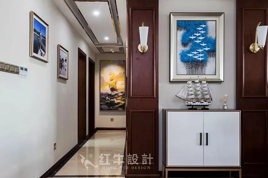 家里別用大白墻了，這樣裝飾才對(duì)路！