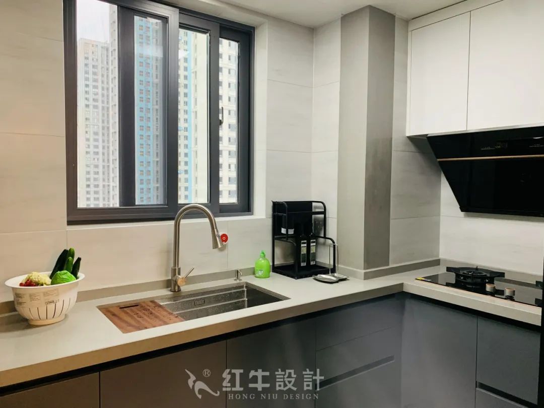 最美畢業(yè)照 ④--保利國(guó)際社區(qū)96㎡現(xiàn)代風(fēng)格“成品家”！06