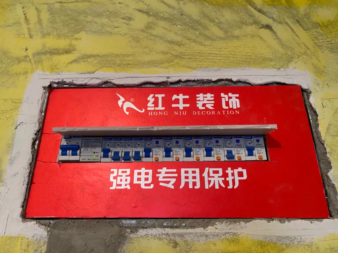 沒有一點(diǎn)防備！突擊工地施工現(xiàn)場，裝修細(xì)節(jié)大曝光！