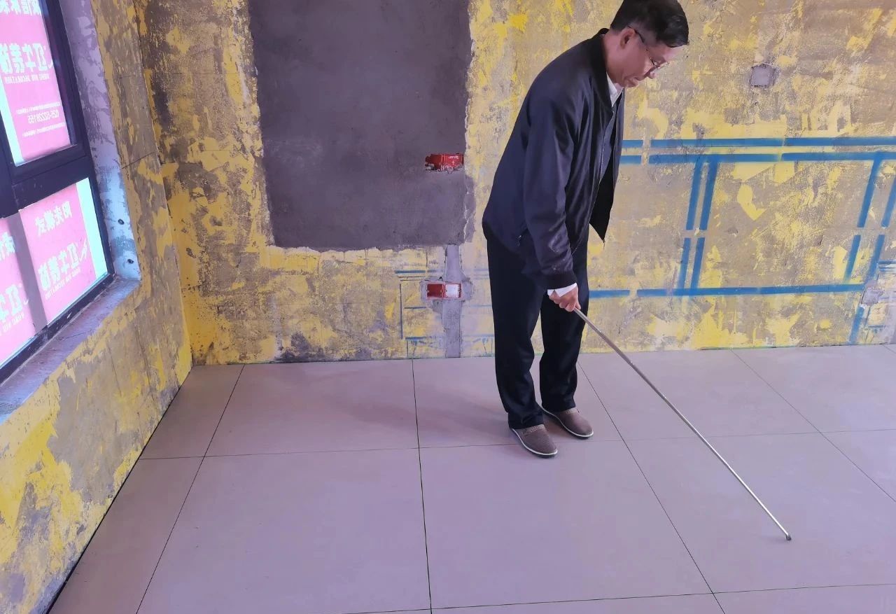 南京紅牛裝飾公司工地巡檢：雙11拼什么？我們在拼質(zhì)量！拼服務！
