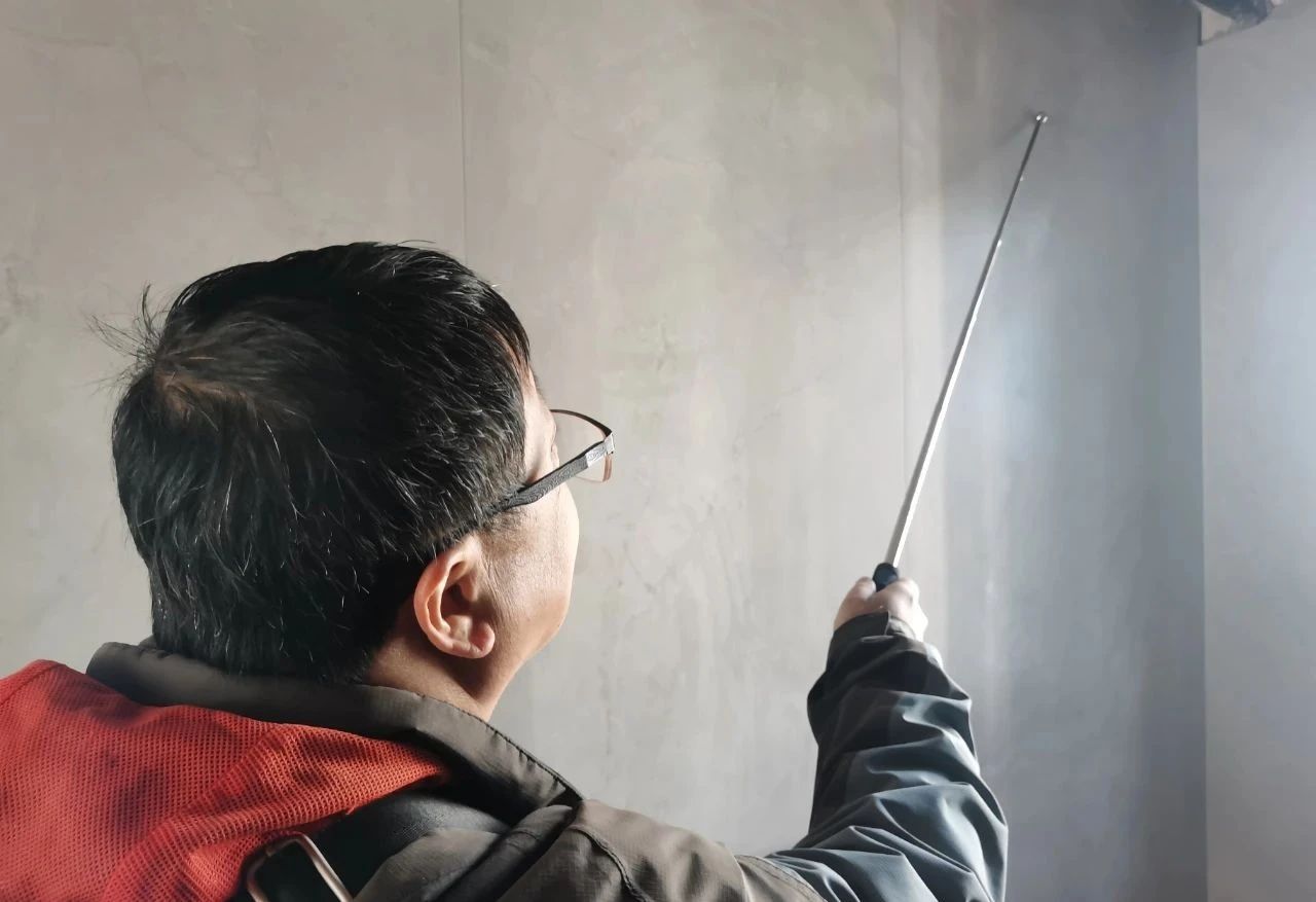 南京紅牛裝飾公司工地巡檢：雙11拼什么？我們在拼質(zhì)量！拼服務！