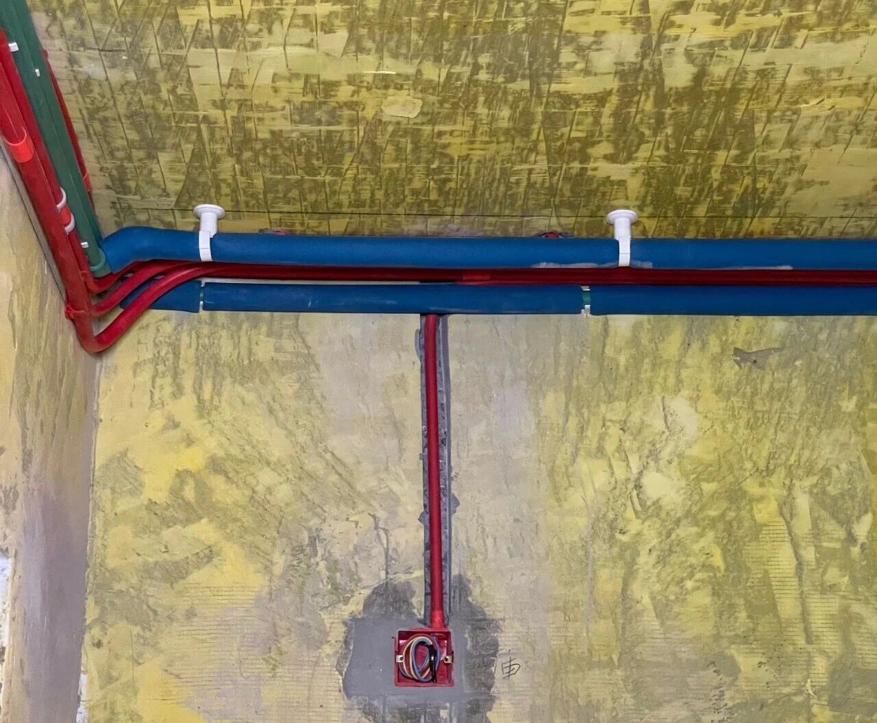 工地巡檢：雙節(jié)同慶，品質(zhì)同行，嚴(yán)把每一道工序，用心守護(hù)夢想家！