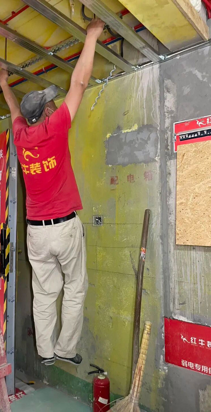 隱蔽工程不“隱蔽”！突擊水電施工現(xiàn)場，看得見的品質(zhì)與安心！