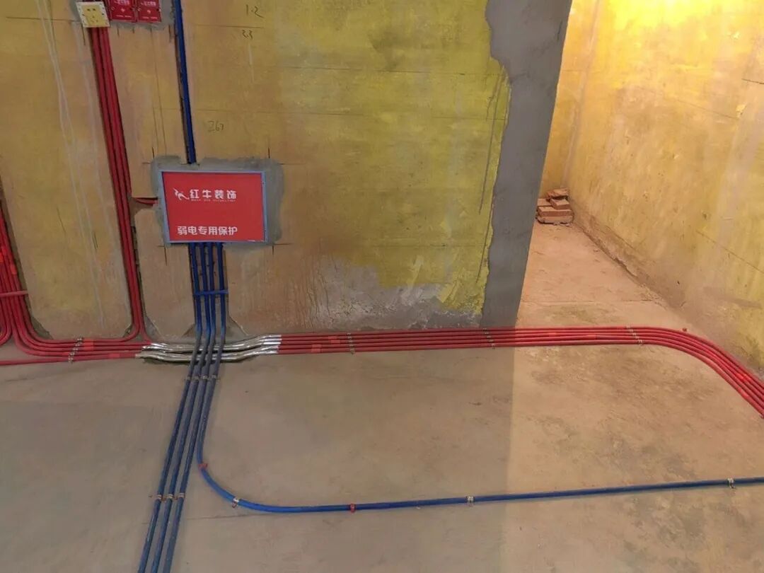 南京紅牛裝飾工地巡檢記：藏在墻里的工藝與標準，必須嚴格把關(guān)！